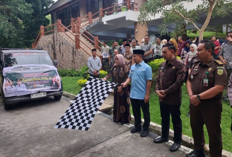 Pemerintah Kota Parepare Gelar Pelepasan Pasar Murah Ramadan di Hutan Kota Jompie