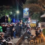 Begini Cara Brimob Parepare Sampaikan Pesan Kamtibmas di Kafe