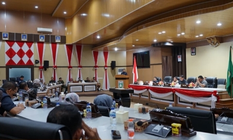 DPRD Terima KUA-PPAS APBD 2026 Pemkot, Selisih Rp24 Miliar