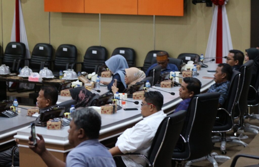 DPRD Kota Parepare Minta Penjelasan KPK Terkait Polemik Penganggaran Seragam Sekolah dan Proses Pengesahan APBD Saat Rakor