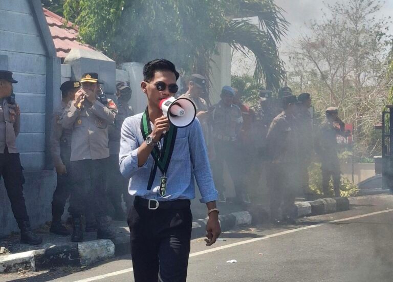 HMI Sektor Timur Bongkar Transparansi DPRD Parepare: Perubahan Perda Dipertanyakan, Dokumen Pembahasan Tak Kunjung Dibuka
